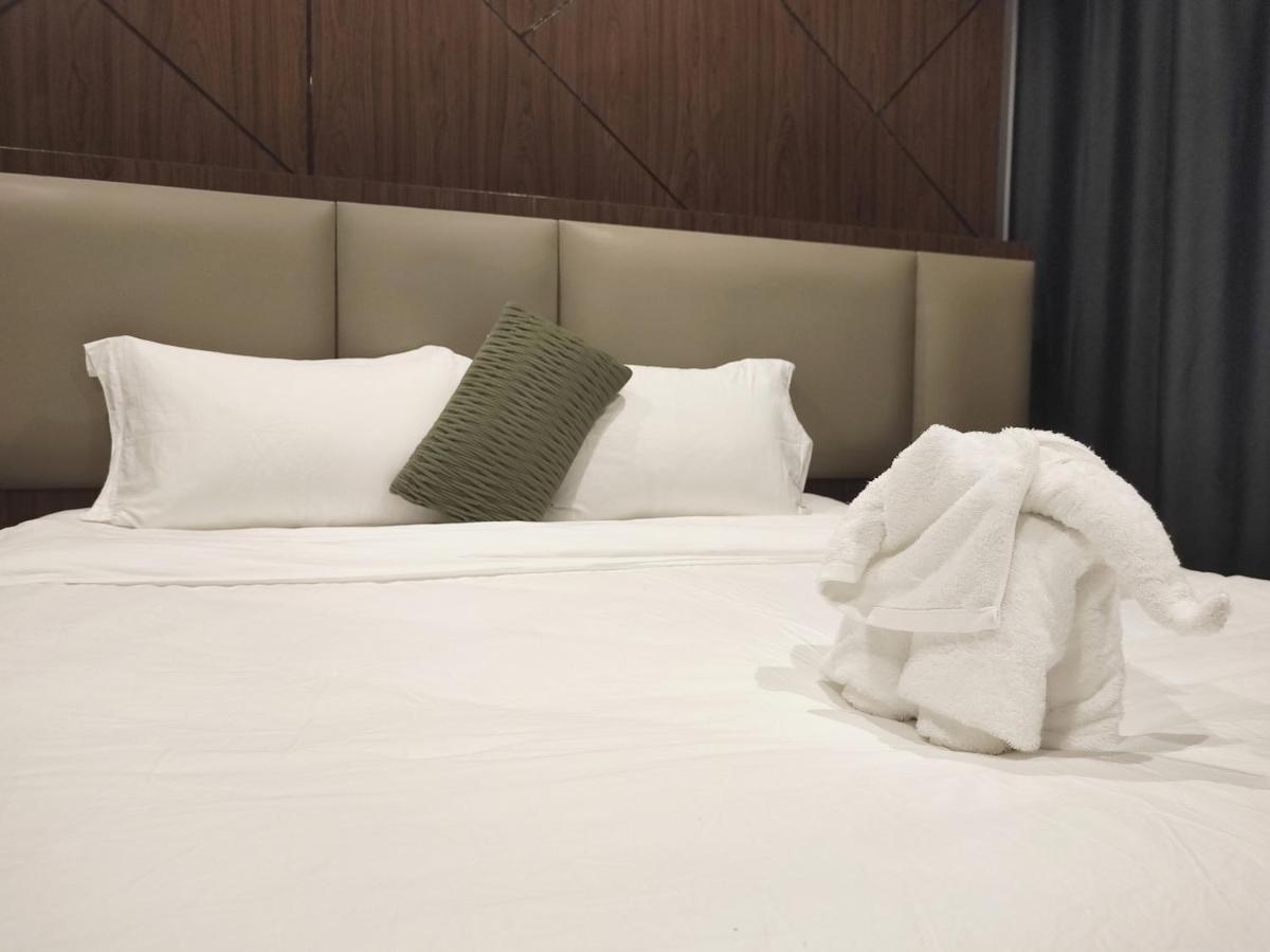 Jenny Airport Lounge Bed and Breakfast Vientiane Exteriör bild